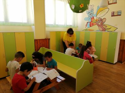 АПСПО   "Дейност 1 - Допълнително обучение по български език за деца от уязвими групи" - ДГ 15 Райна Княгиня - Перник