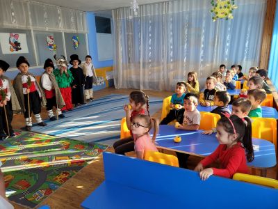 Сурва 2022г. - ДГ 15 Райна Княгиня - Перник